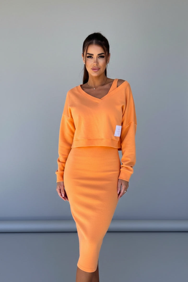 Women's Sweatshirt Dress Set with Fitted Midi Dress and Modern Sweatshirt