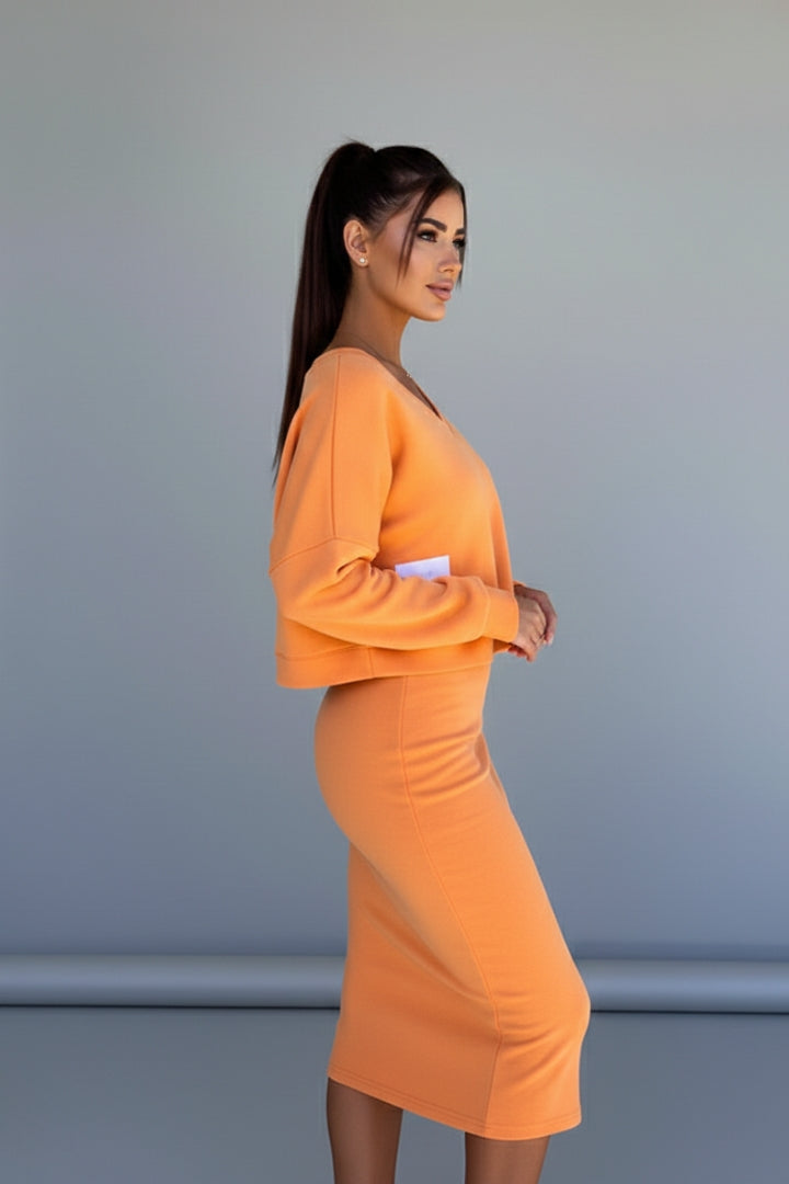 Women's Sweatshirt Dress Set with Fitted Midi Dress and Modern Sweatshirt