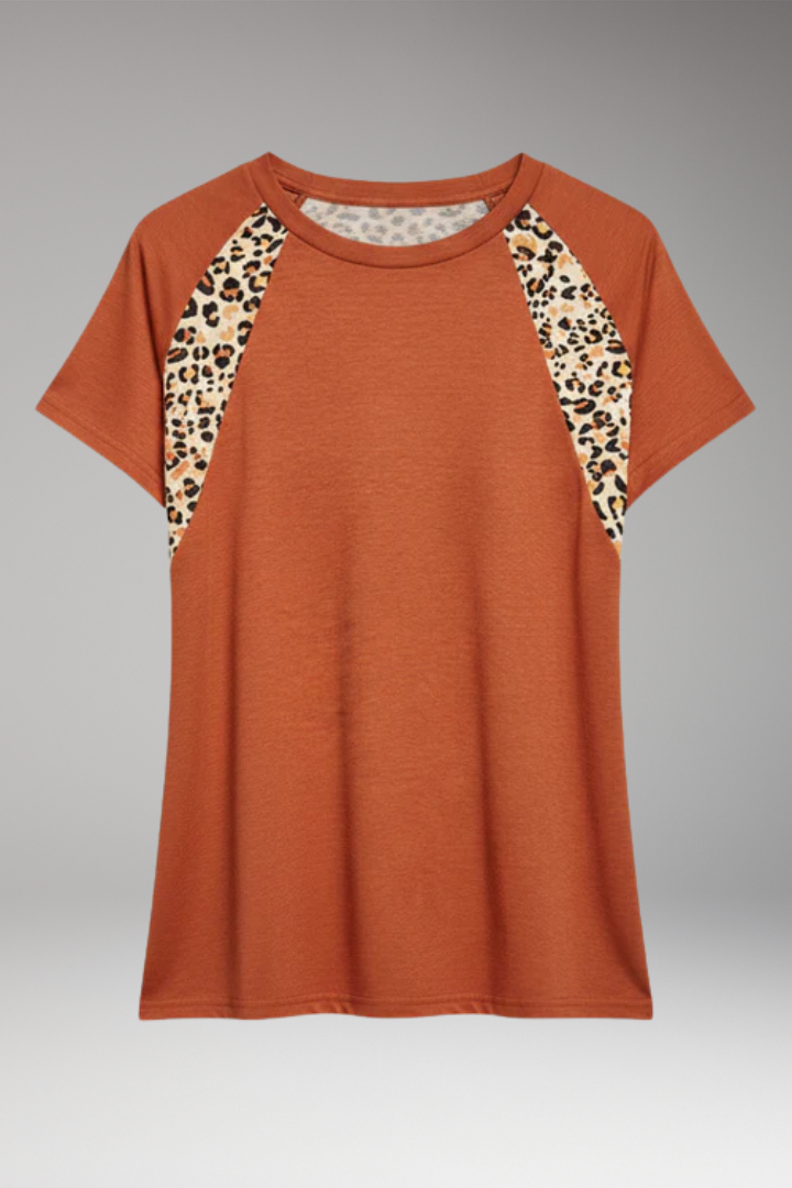 Women's T-shirt with Leopard Print Detail and Short Sleeves