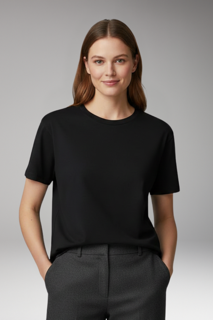 Women's Oversized T-Shirt with Crew Neck and Short Sleeves