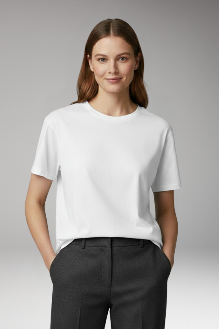Women's Oversized T-Shirt with Crew Neck and Short Sleeves