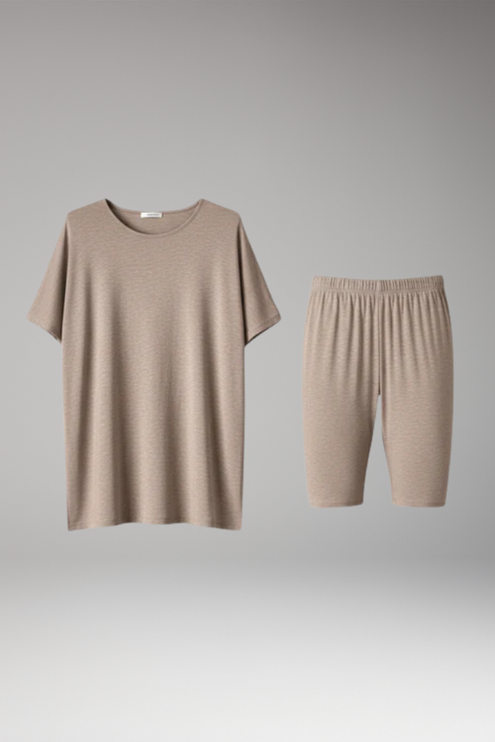 Women's T-Shirt and Shorts Set with Round Neck Top