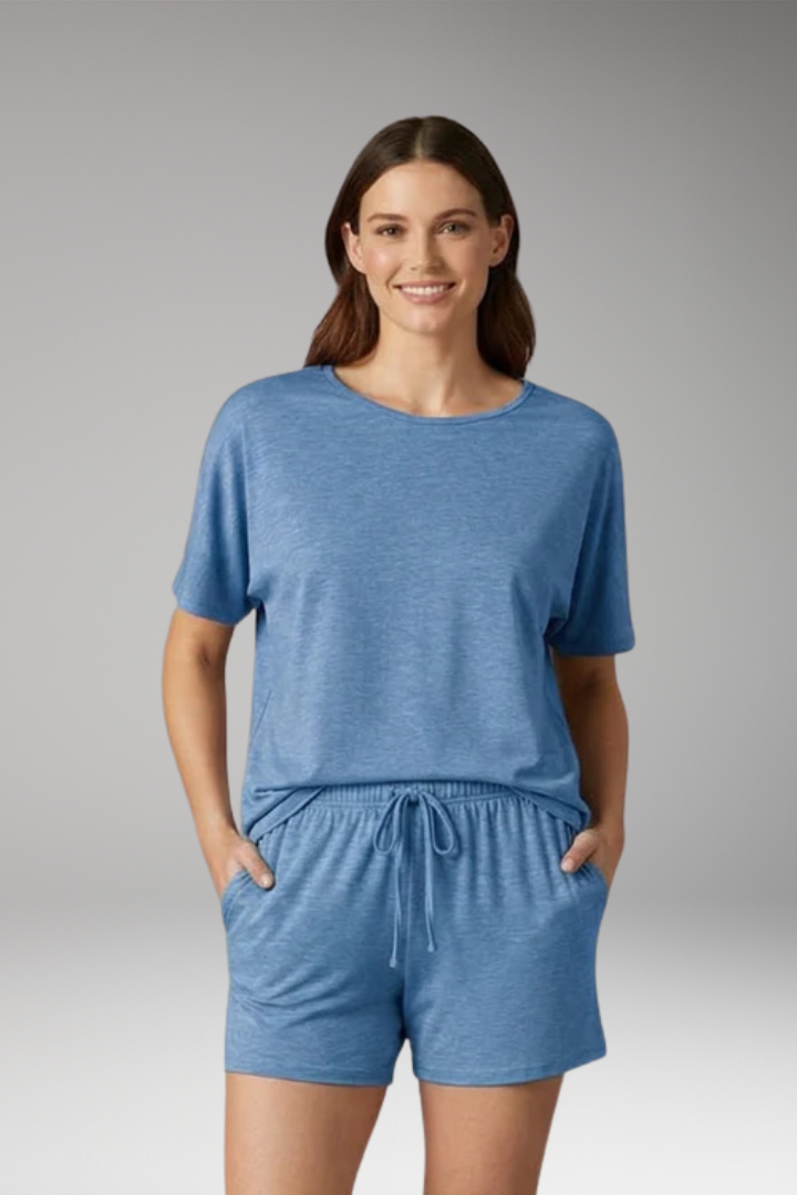 Women's T-Shirt and Shorts Set with Round Neck Top