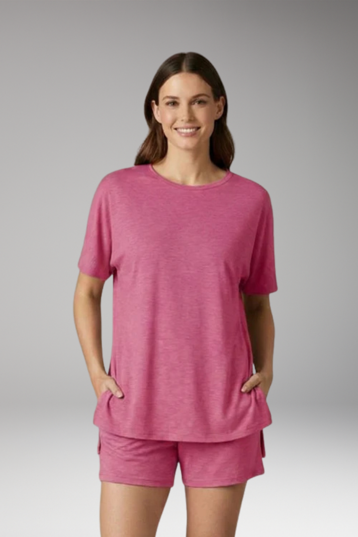 Women's T-Shirt and Shorts Set with Round Neck Top