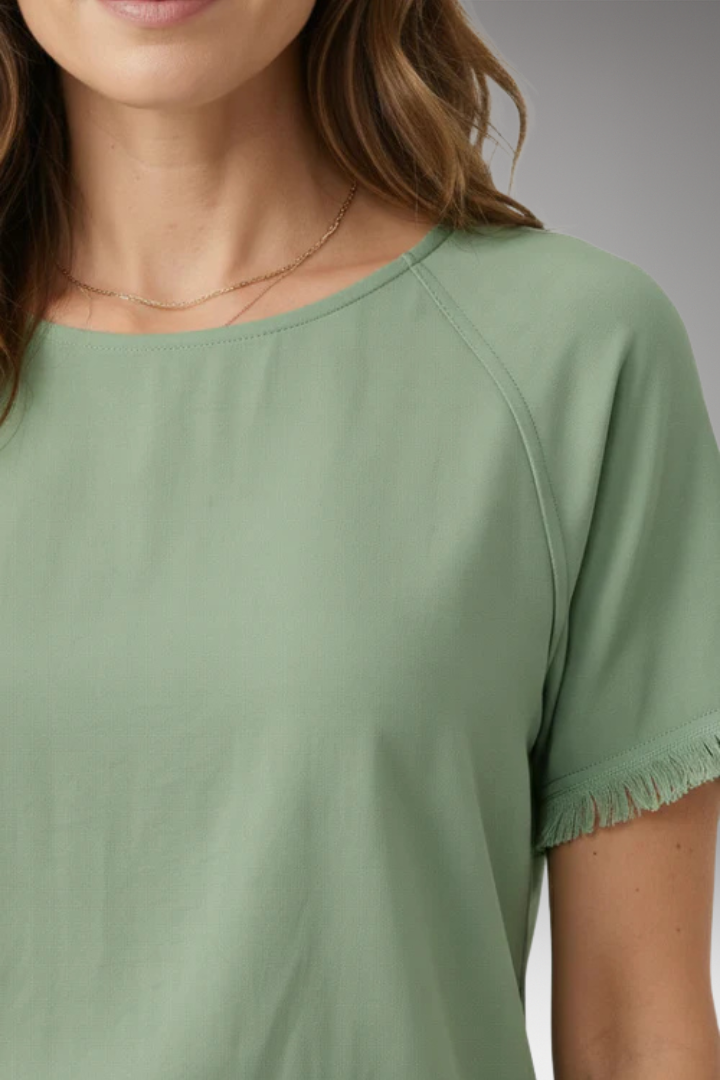 Women's T-Shirt with Fringed Hem and Raglan Sleeves