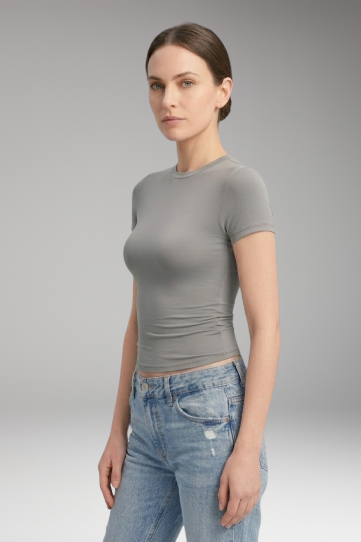 Women’s T-Shirt with Round Neck and Fitted Cut