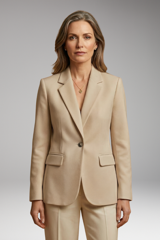 Women's Tailored Blazer with Sharp Lapels and Flap Pockets