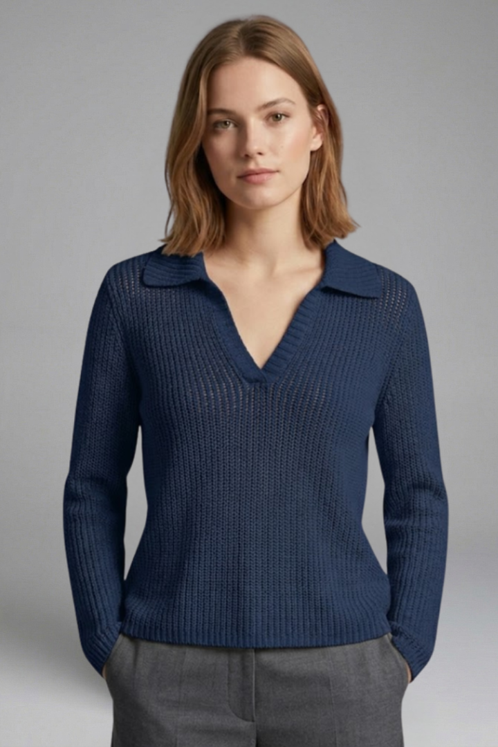 Women’s Top with Open Neck and Three Quarter Sleeves