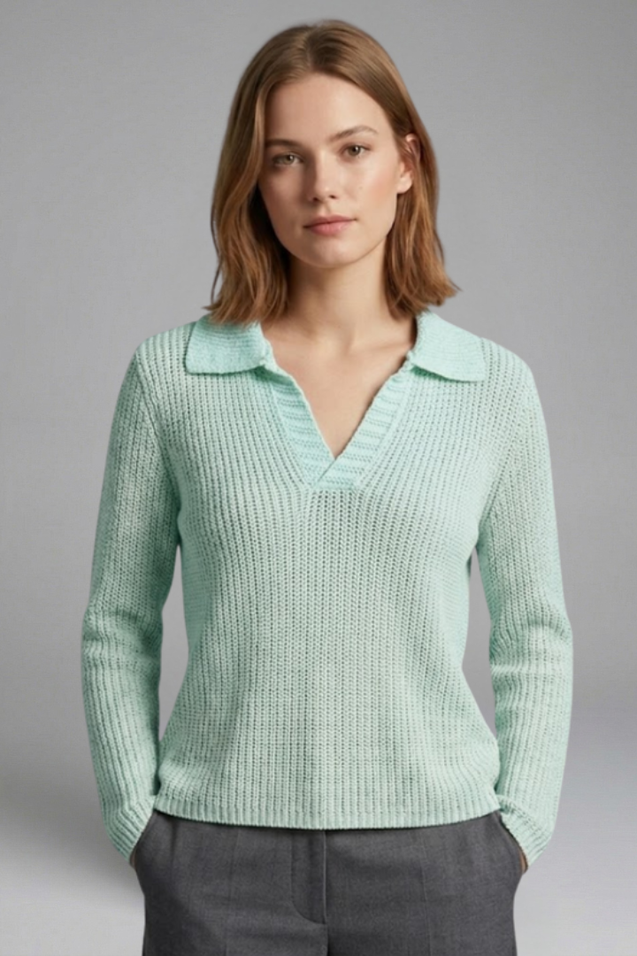 Women’s Top with Open Neck and Three Quarter Sleeves