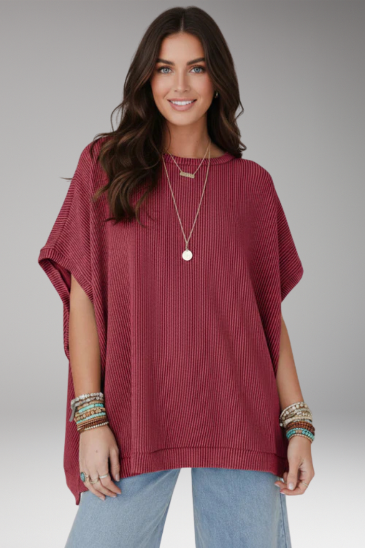 Women’s Top with Round Neck and Short Sleeves