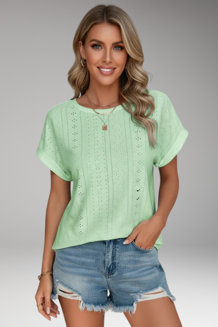 Women's Top with Round Neck and Short Sleeves