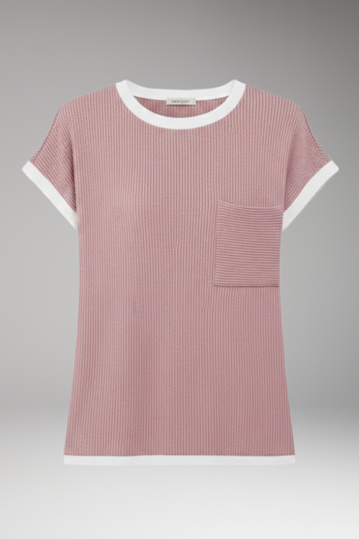 Women's Top with Round Neck and Short Sleeves