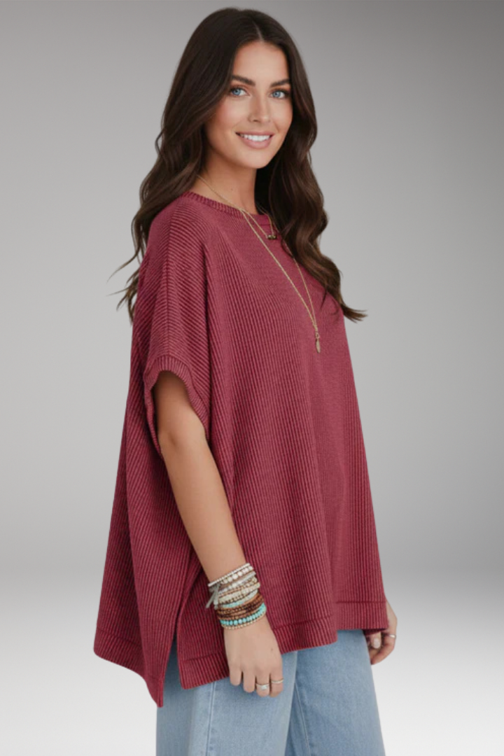 Women’s Top with Round Neck and Short Sleeves