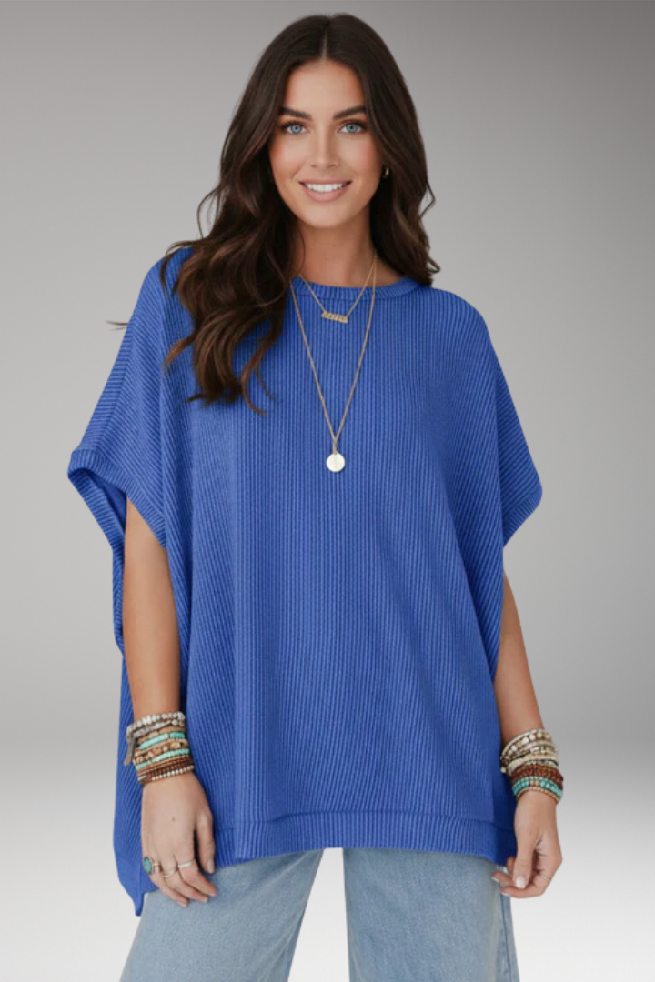 Women’s Top with Round Neck and Short Sleeves