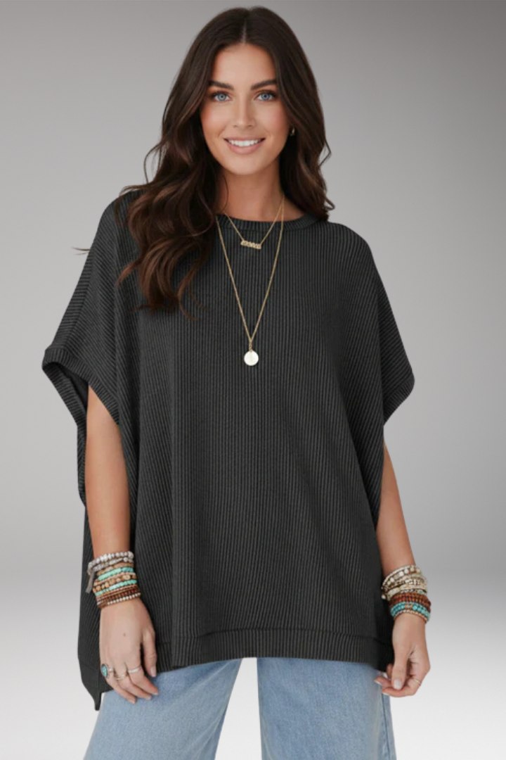 Women’s Top with Round Neck and Short Sleeves