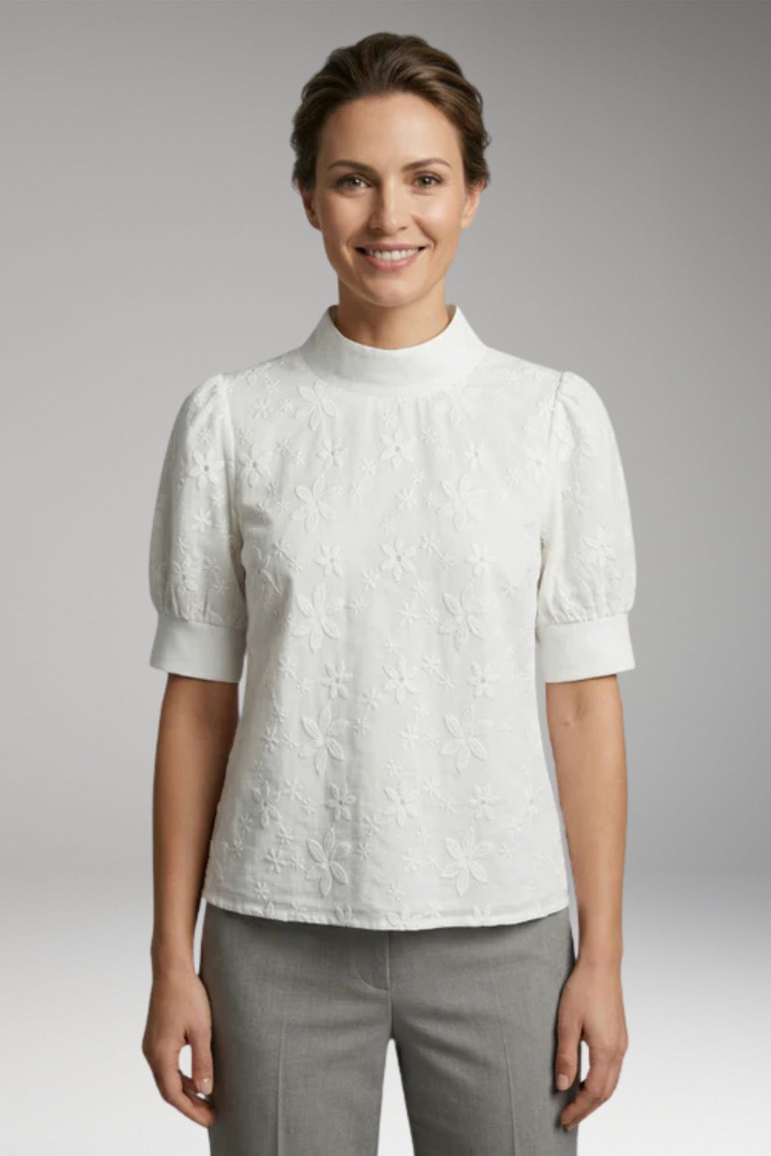 Women’s Top with Stand Collar and Short Sleeves