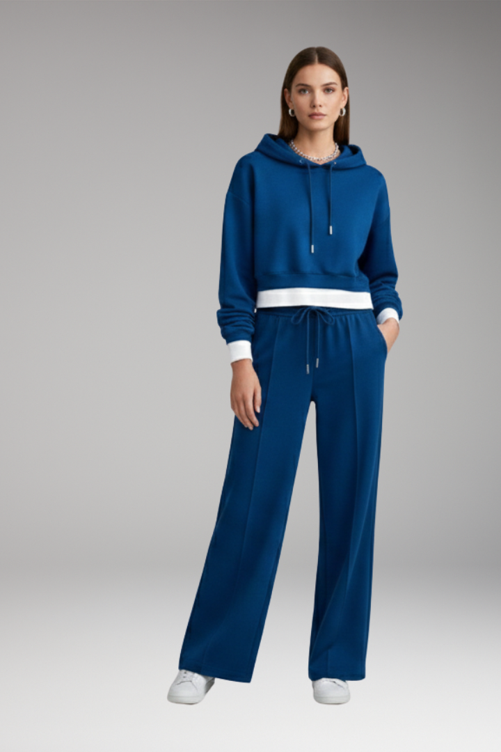 Women’s Tracksuit Set with Cropped Hoodie and Wide Legs