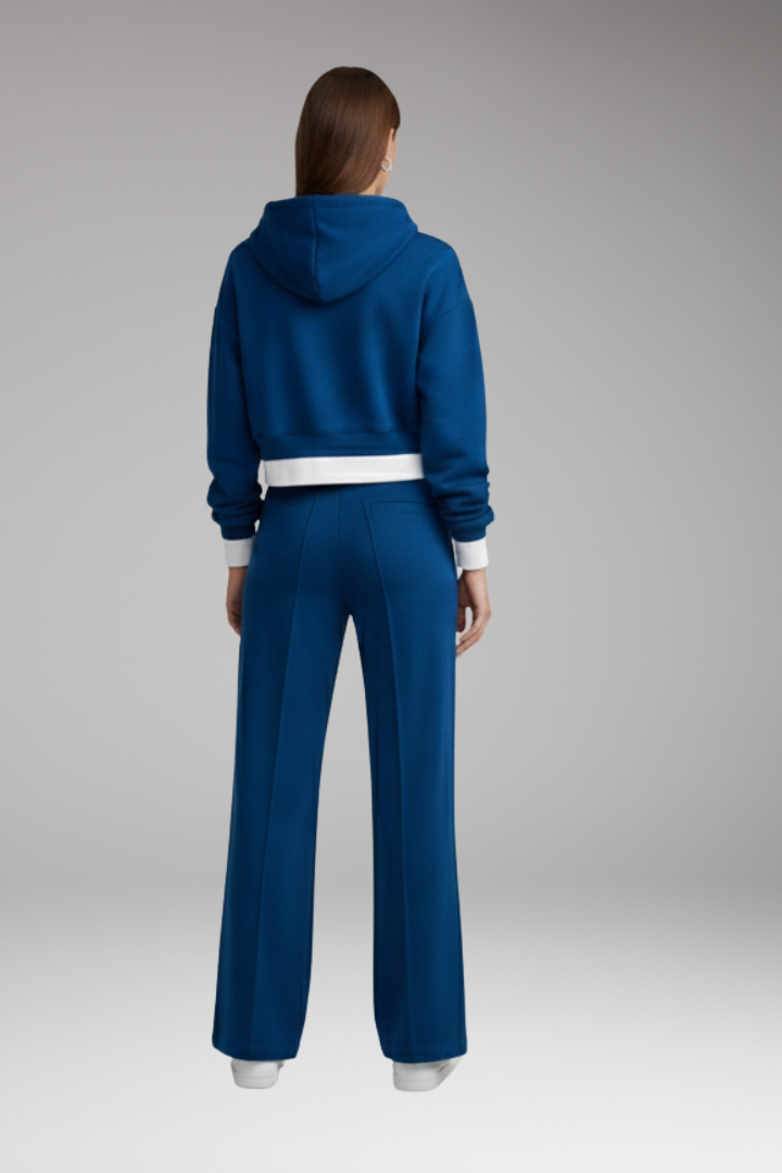 Women’s Tracksuit Set with Cropped Hoodie and Wide Legs