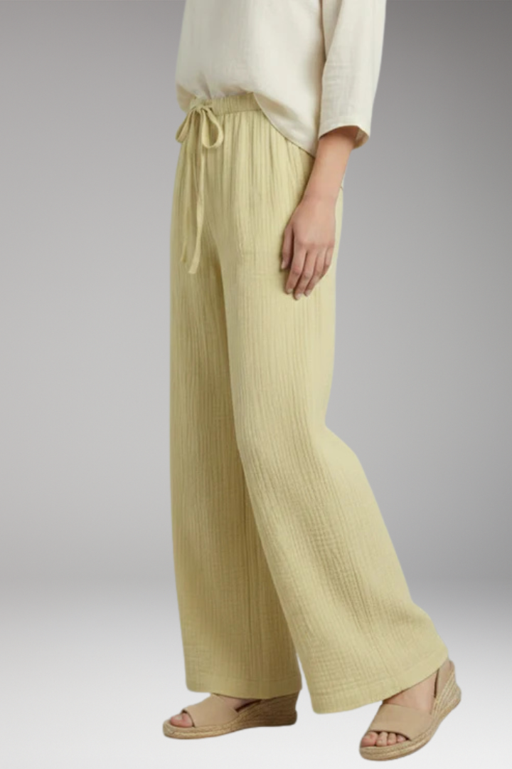 Women's Trousers with Elastic Waist and Textured Surface