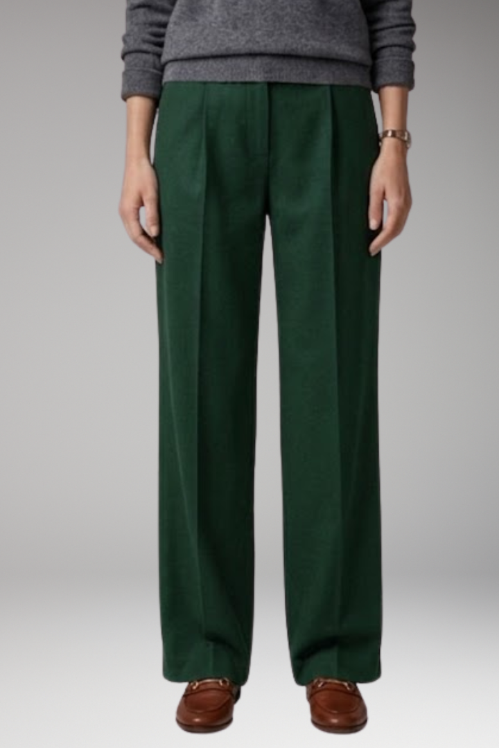 Women’s Trousers with Mid-Rise Waist and Straight Legs