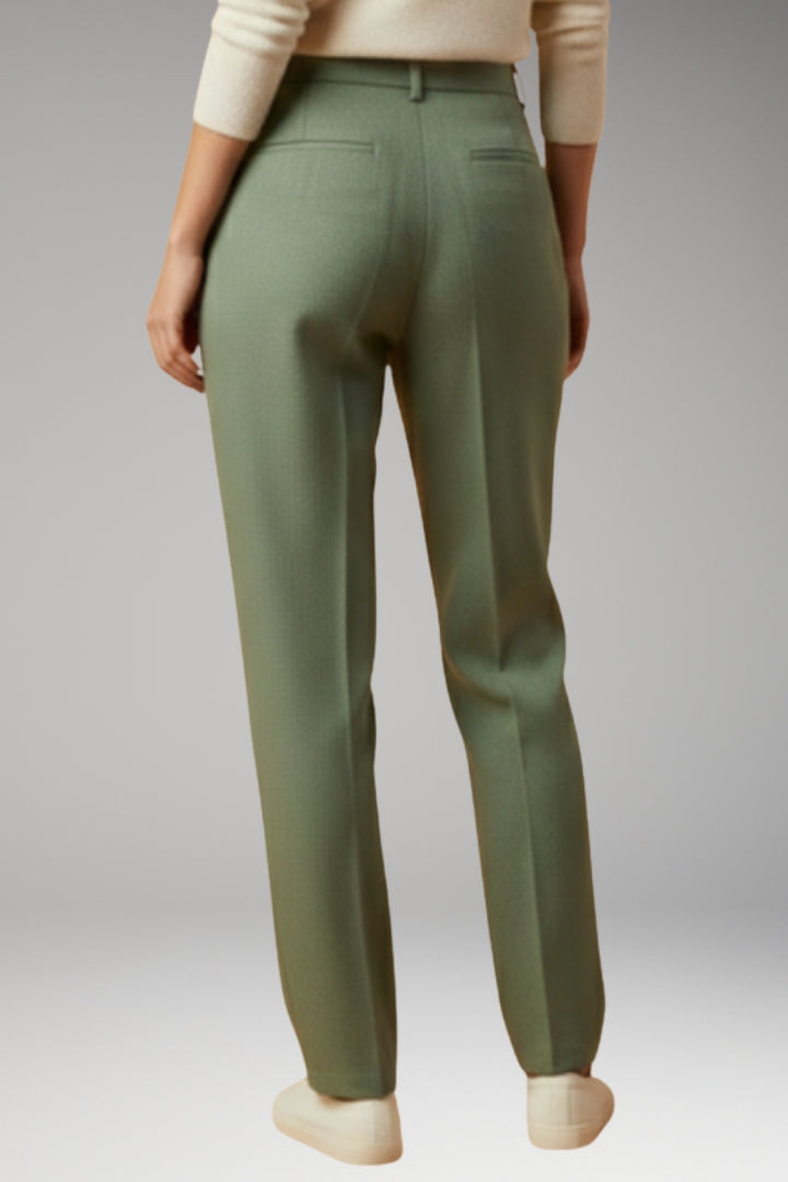 Women’s Trousers with Relaxed Fit and Wide Leg