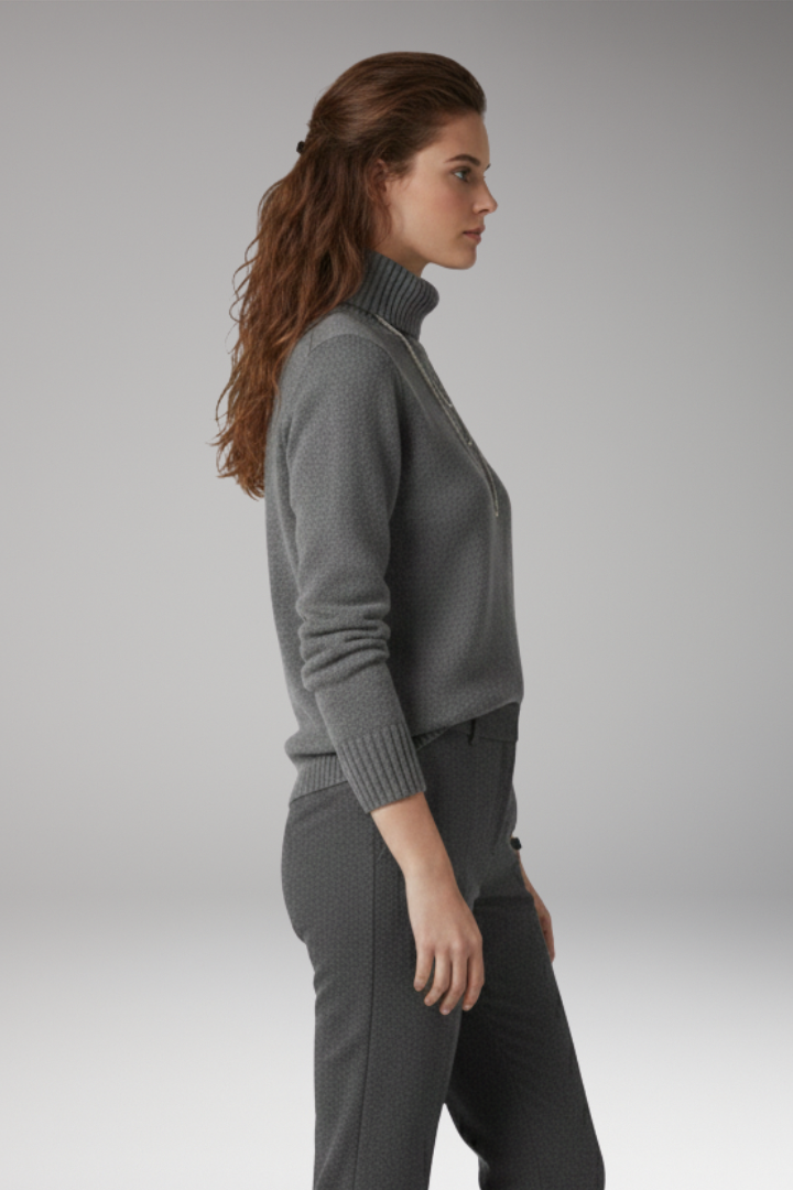 Women’s Turtleneck Jumper with Ribbed Texture and Long Sleeves