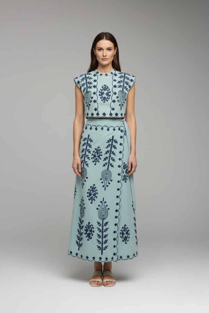 Women's Two-Piece Dress with Embroidery and Relaxed Fit