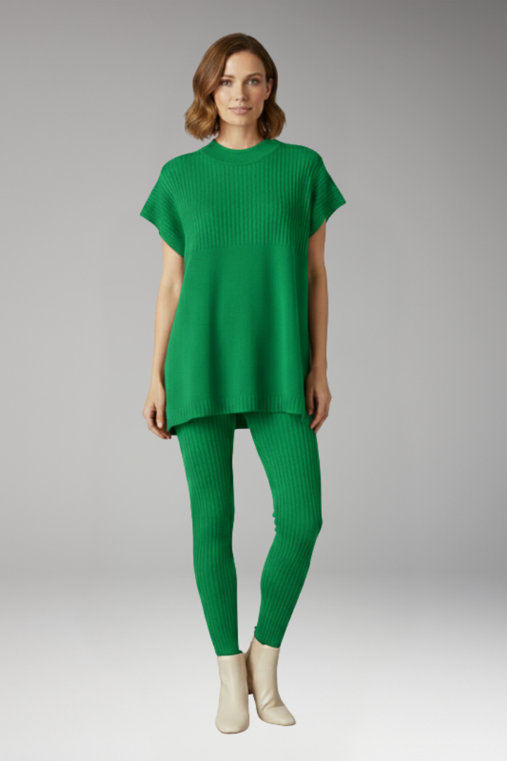 Women's Two-Piece Knitwear Set with Oversized Top