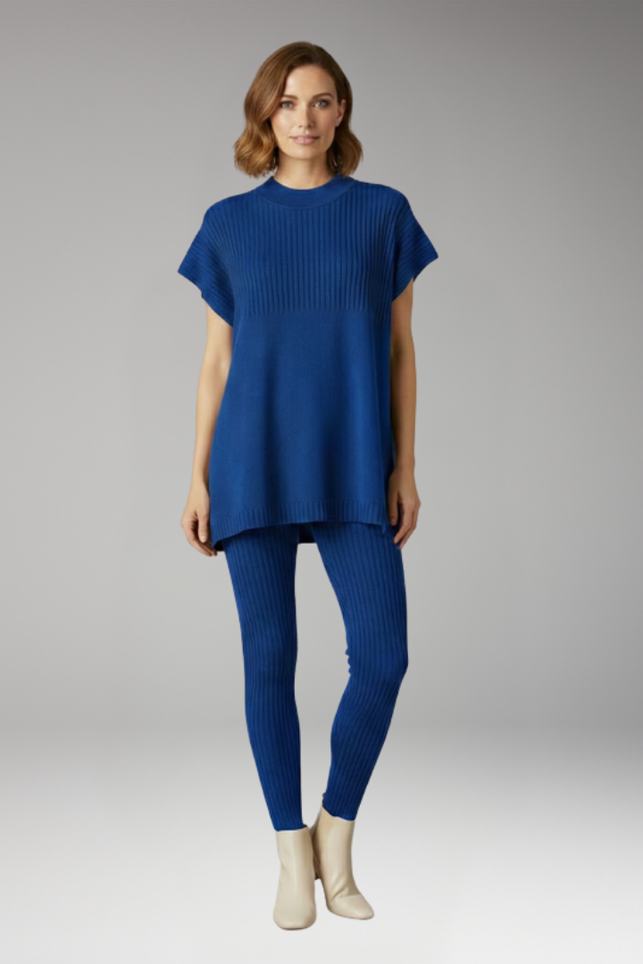 Women's Two-Piece Knitwear Set with Oversized Top