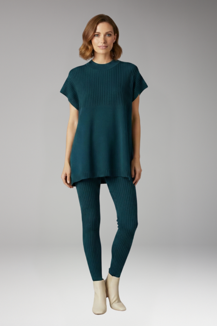Women's Two-Piece Knitwear Set with Oversized Top