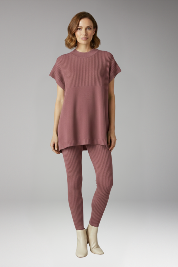 Women's Two-Piece Knitwear Set with Oversized Top