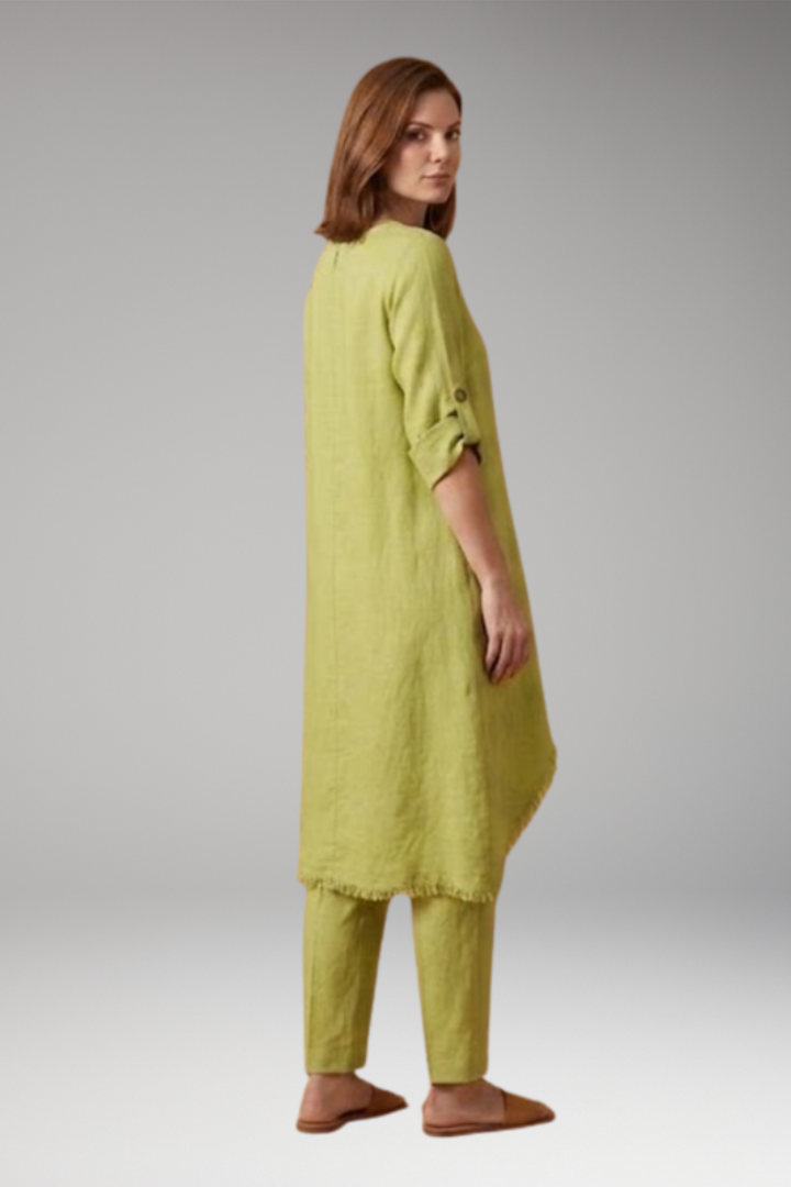 Women's Two-Piece Set with Decorative Buttons and Pockets