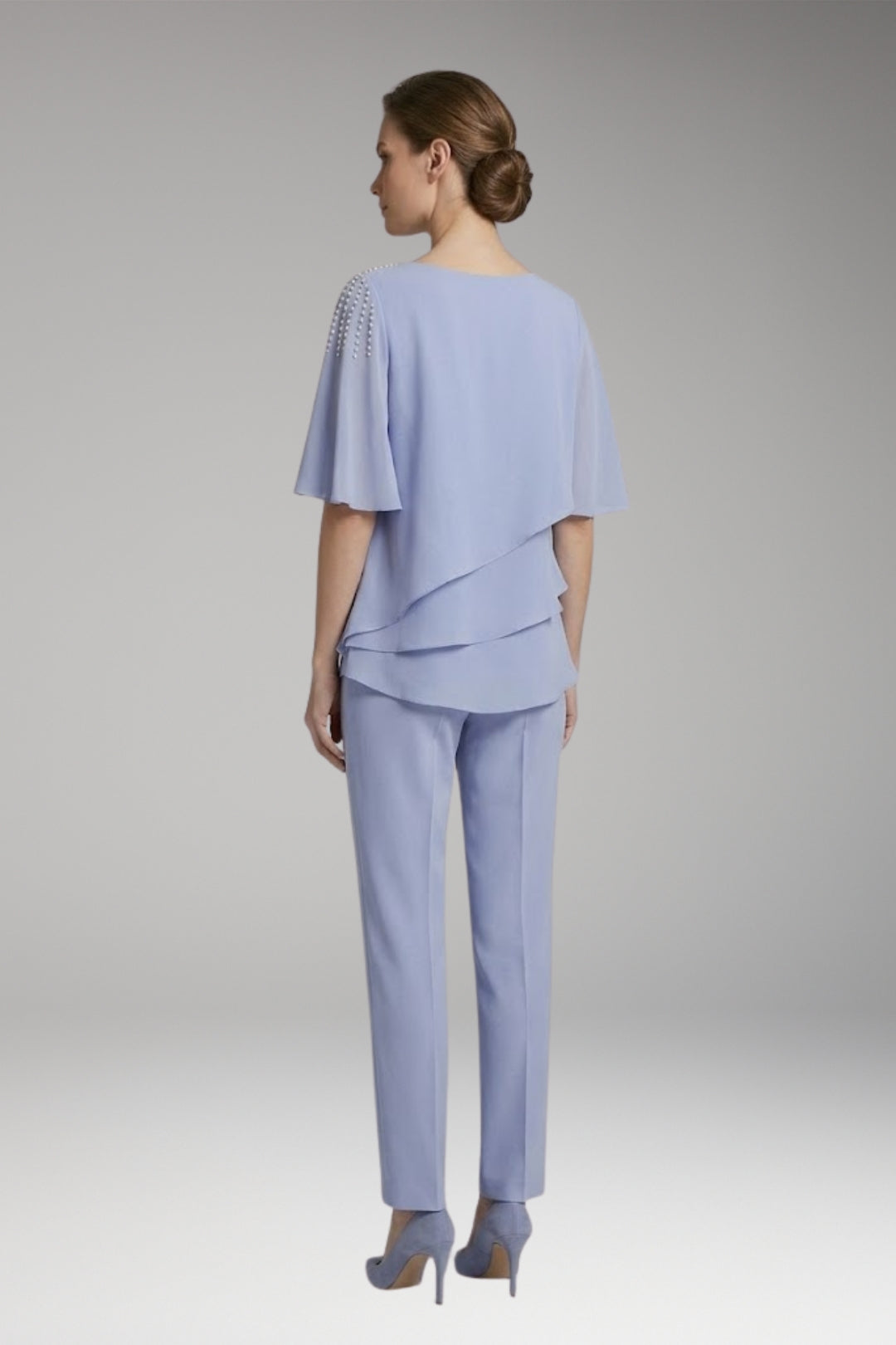 Women’s Two-Piece Set with Round Neck and Straight-Leg Trousers