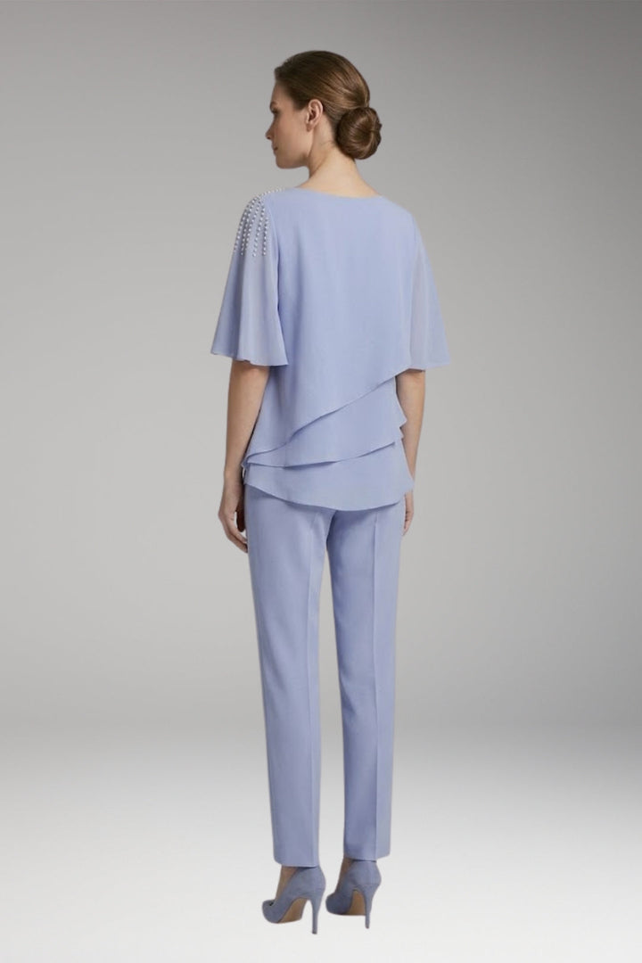 Women’s Two-Piece Set with Round Neck and Straight-Leg Trousers