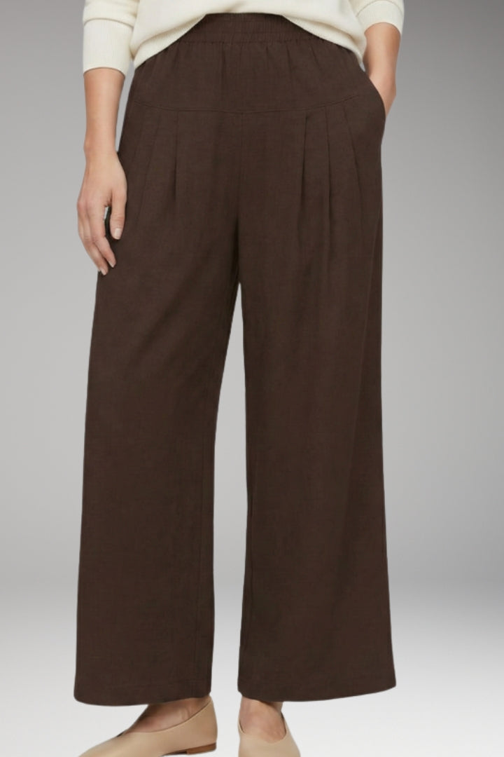 Women’s Wide-Leg Trousers with Pleated Front and Side Pockets