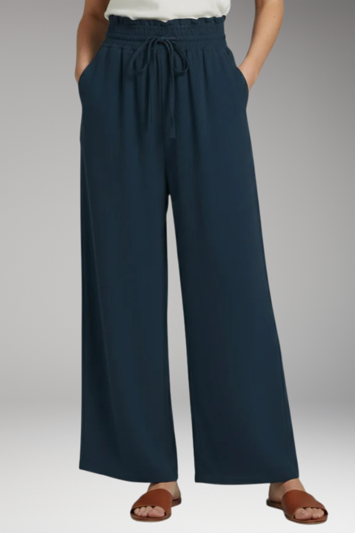 Women's Wide Leg Trousers with Side Pockets