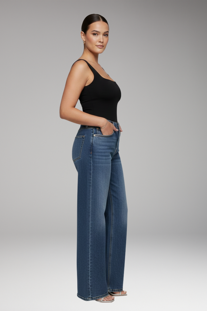 Women’s Jeans with Mid Rise and Wide Leg