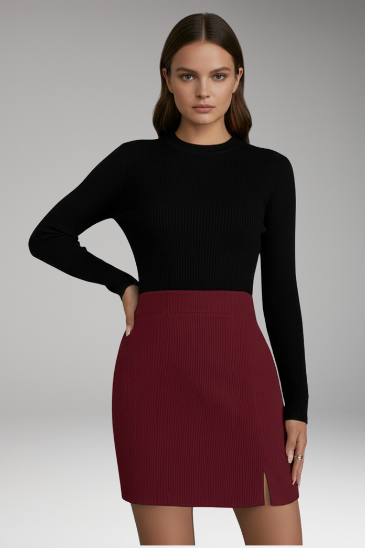 Women’s Short Skirt with Zipper and Slit Hem