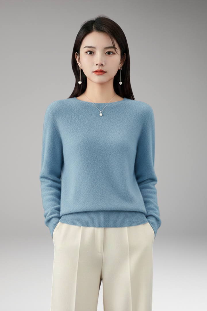 Women’s Jumper with O-Neckline and Long Sleeves