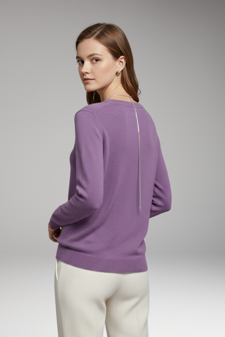 Women’s Jumper with O-Neckline and Long Sleeves