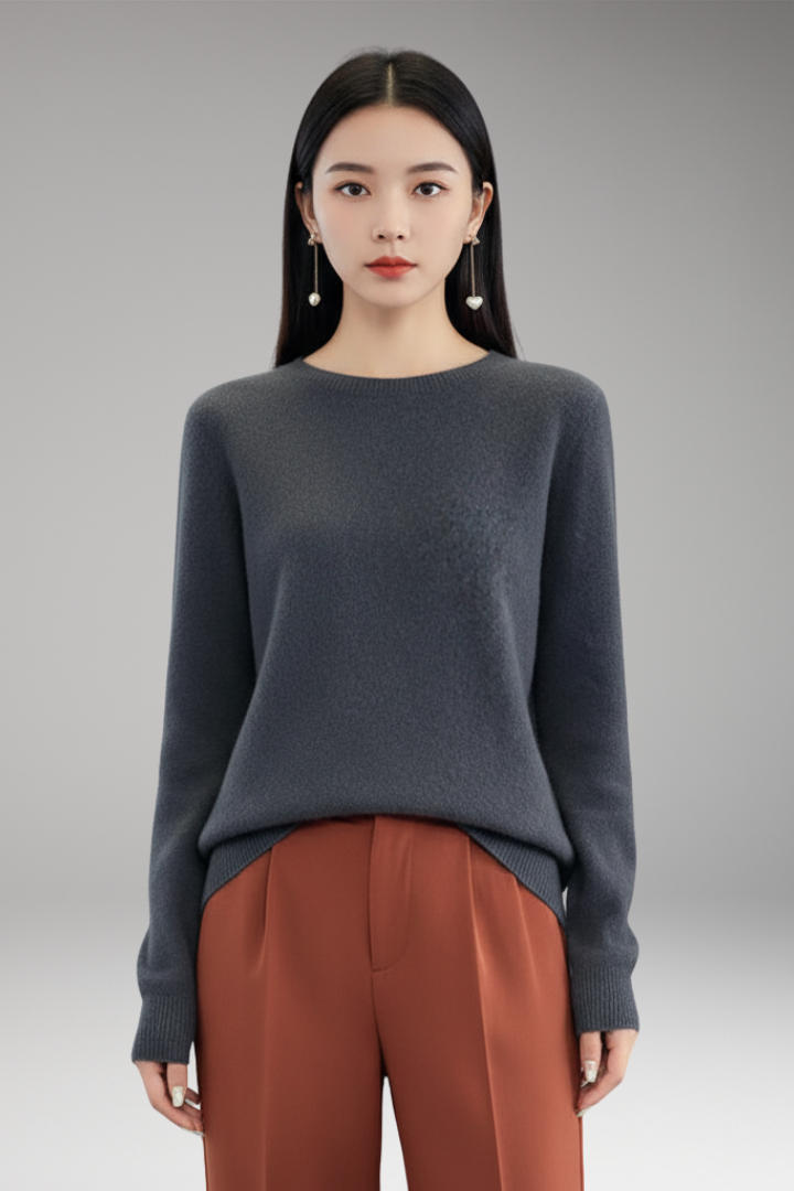 Women’s Jumper with Round Neck and Plain Surface