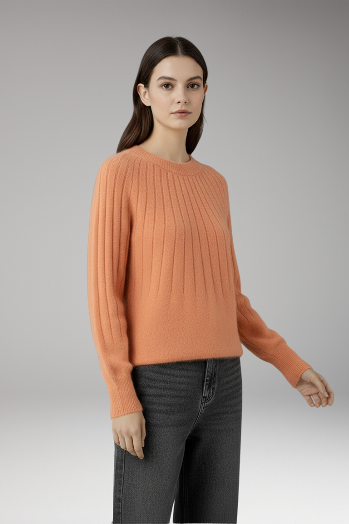 Women’s Jumper with Round Neck and Ribbed Texture