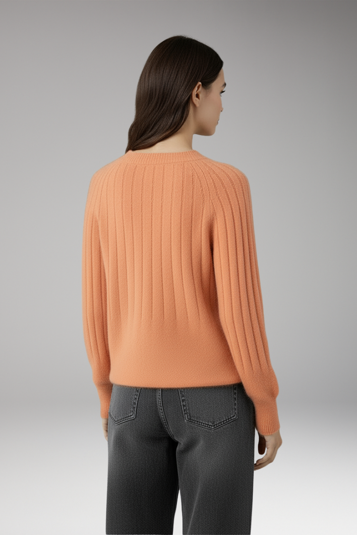 Women’s Jumper with Round Neck and Ribbed Texture