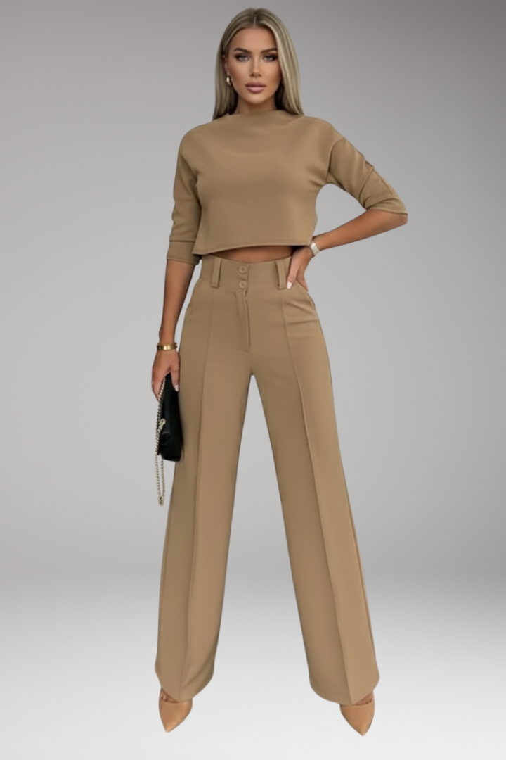 Women’s Two-Piece Set with Cropped Top and Straight-Cut Trousers