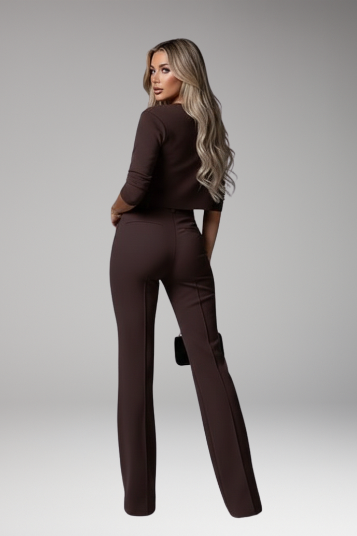 Women’s Two-Piece Set with Cropped Top and Straight-Cut Trousers