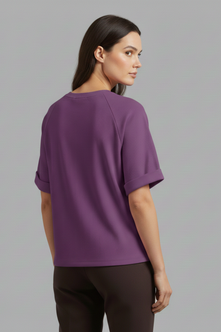 Women's Oversized T-Shirt with Round Neck and Rolled Cuffs