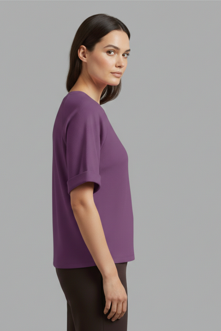Women's Oversized T-Shirt with Round Neck and Rolled Cuffs
