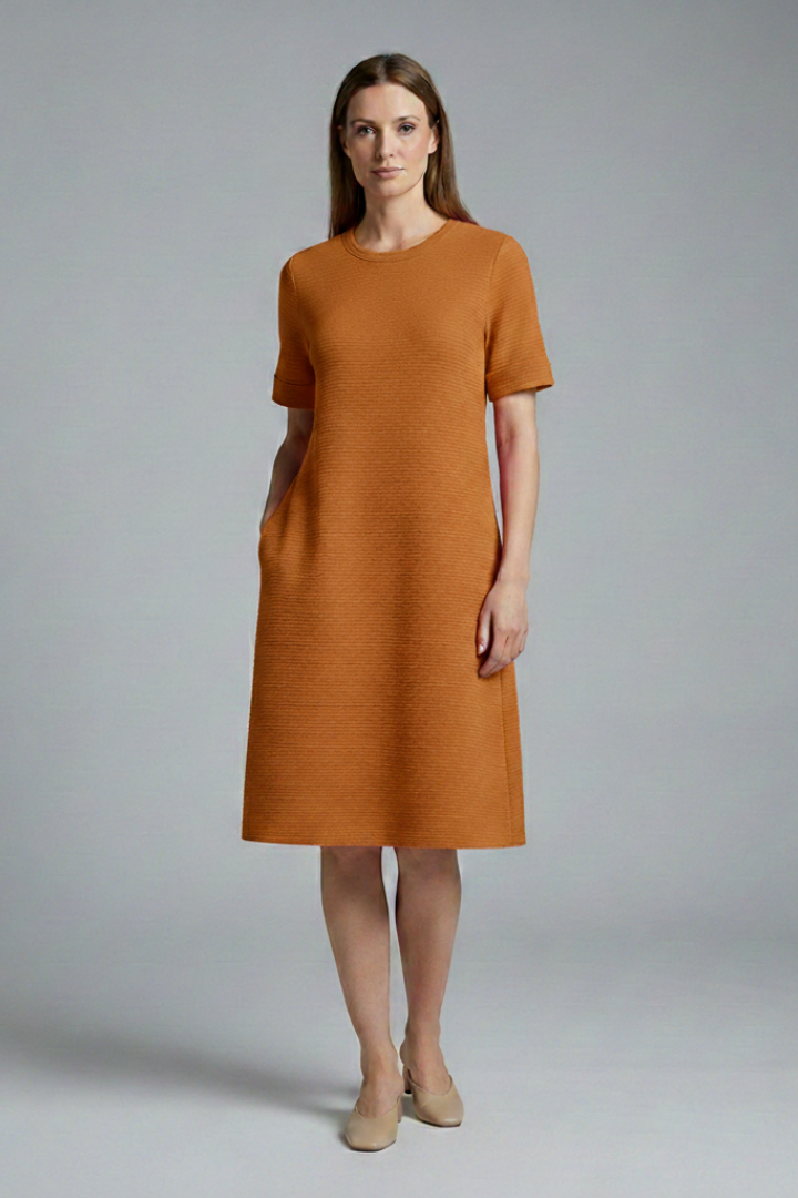 Women's Casual Dress with Relaxed Fit and Practical Pockets