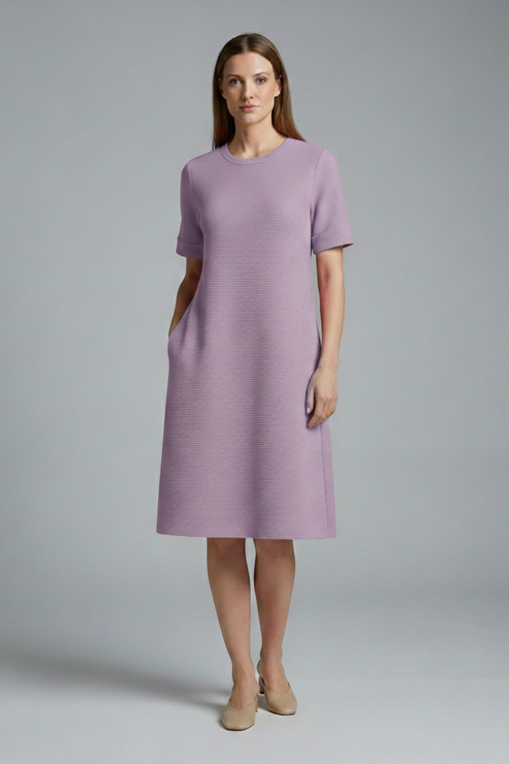 Women's Casual Dress with Relaxed Fit and Practical Pockets