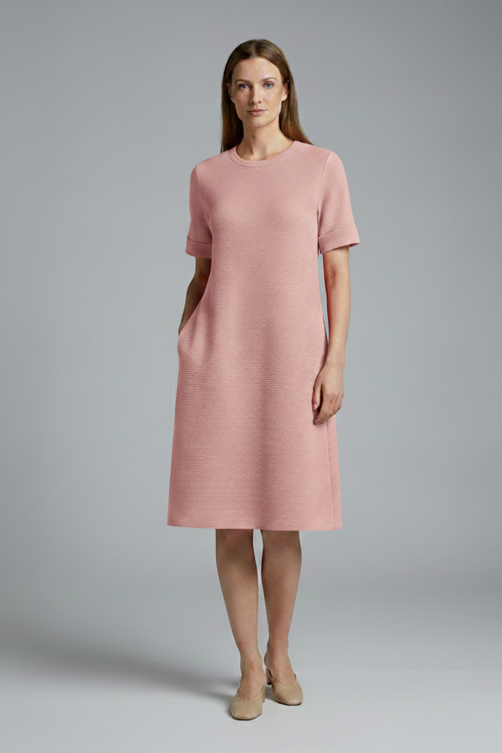 Women's Casual Dress with Relaxed Fit and Practical Pockets
